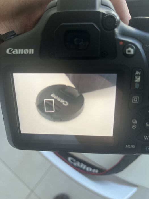 Cannon 1200D semi profissional