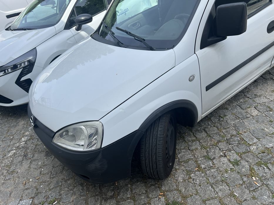 Opel combo 1.7 motor isuzu em bom estado