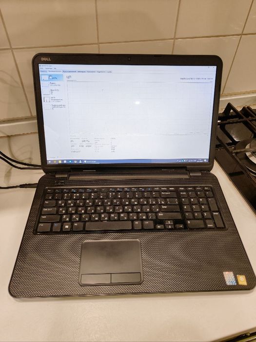 Ноутбук Dell 17" Inspirion 3737-5676 i5-4200U 12 GB DDR3 SSD 256 GB