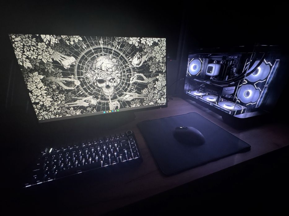 Компютер r7 7800x3d rtx 5070 (весь комплект)