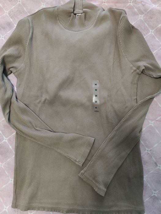 Лонгслів юнікло Uniqlo m