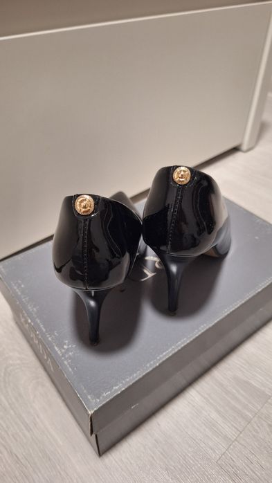 Czarne Szpilki Lewski