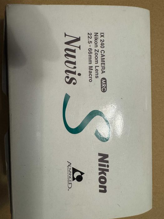 Câmera Fotográfica NIKON Nuvis S - IX 240 (Para colecionadores)