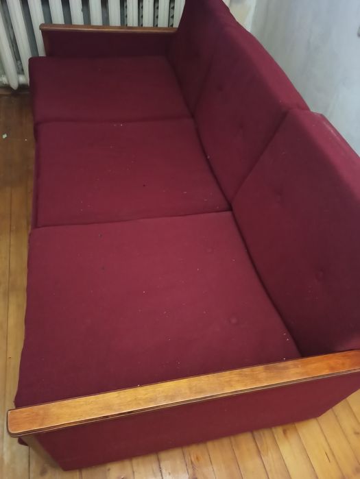 Диван розкладний.