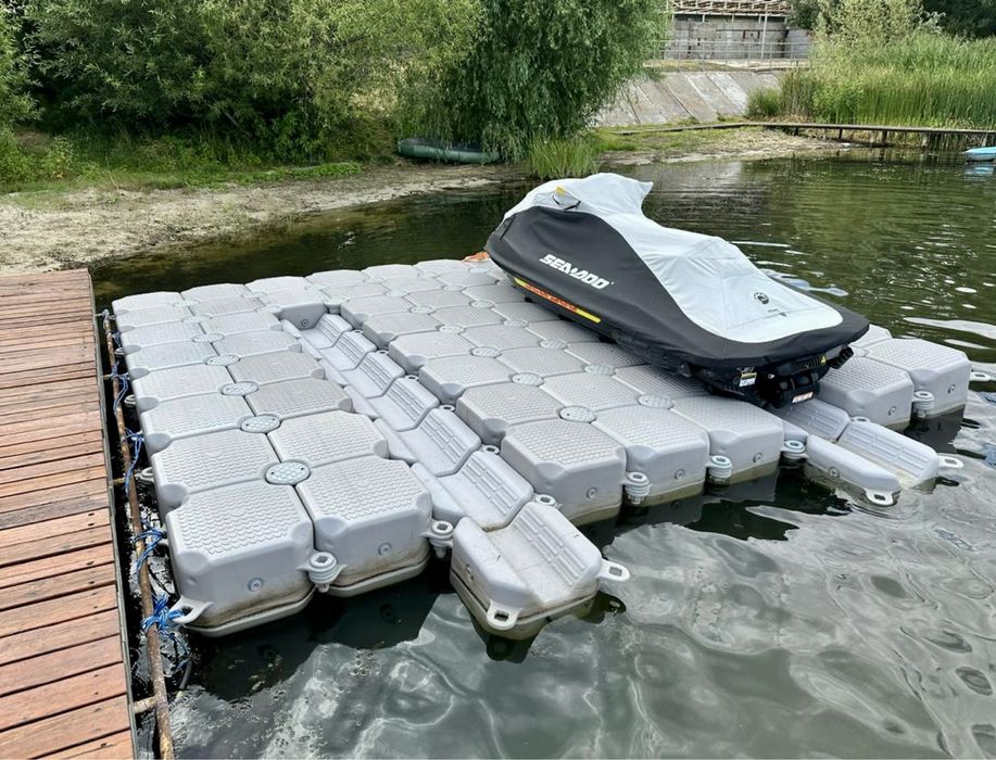 Плавучий док Seadoo Yamaha човен