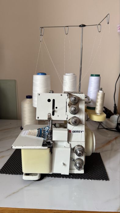 Оверлок на 5 ниток, пʼятиниточний оверлок робочий