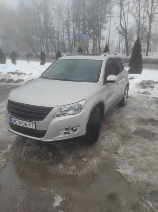 Продам фотльсваген тігуан 2010 року