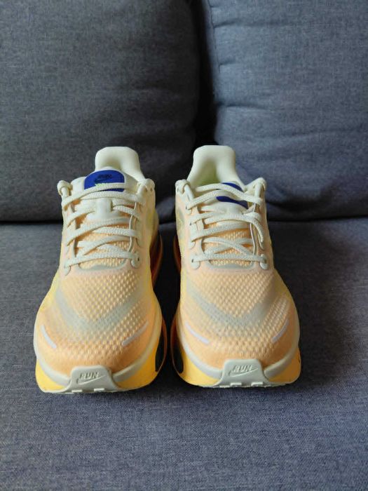Nike Vomero Premium Alabaster