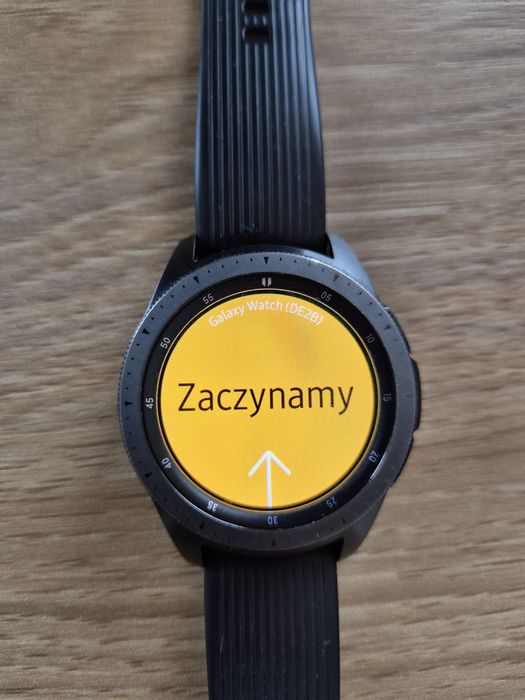 Samsung Galaxy watch 42mm SM-810R sprawny, stan bardzo dobry ładowarka pudełko