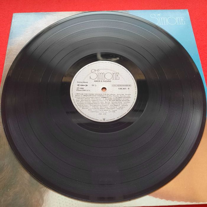 Simone Amor e Paixão Vinil
