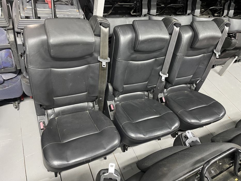 Сидіння тоуран сиденья спарка ряд сидушок трафик віто крісло спрінтер