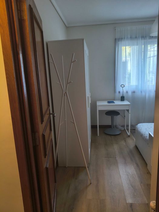 Arrendo quarto em apartamento T2