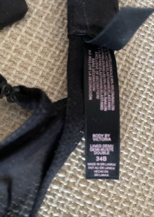 Бюстгалтеры Victotias Sicrets. 34B.  Бюстье.