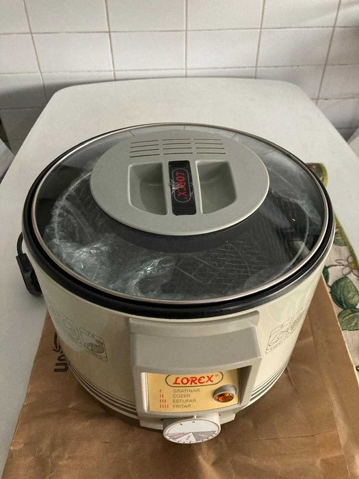 Fritadeira Multi-funções Lorex 4.7L 1070W