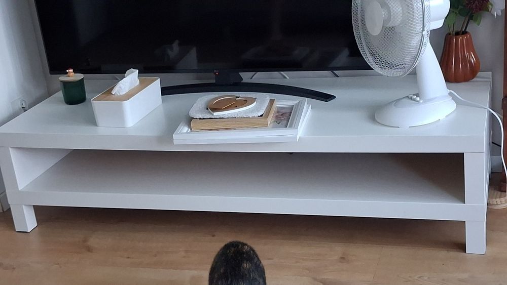 zestaw mebli Ikea szafka rtv i regal
