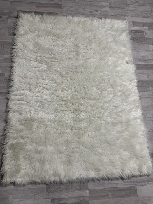 Килим білий. Коврик 120*164