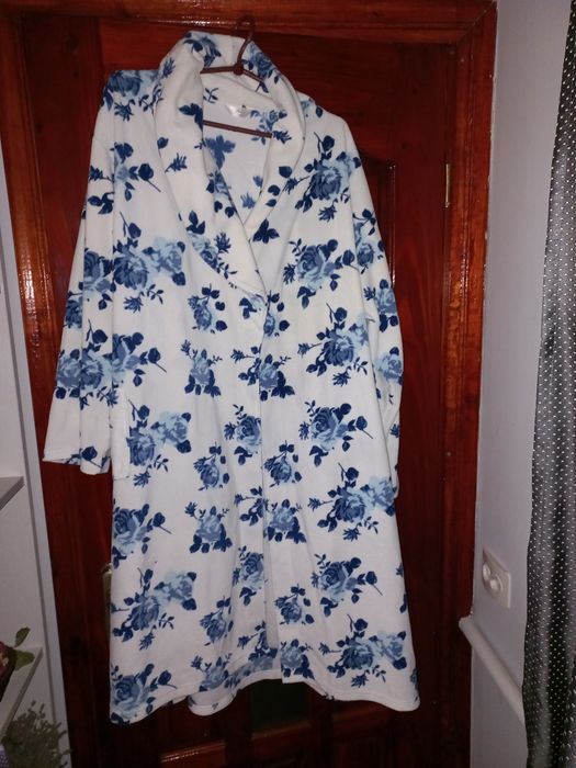 Халат жіночий флісовий.