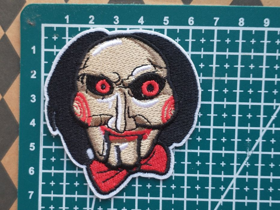 naszywka Saw Piła Jigsaw horror naprasowanka halloween