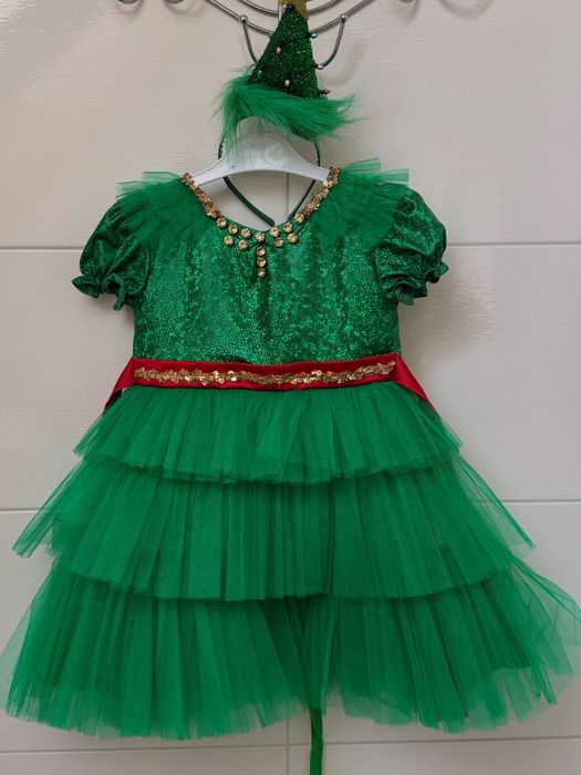 Прокат/оренда суконь костюмів (ялиночка,цукерка,сніжинка/нічка)