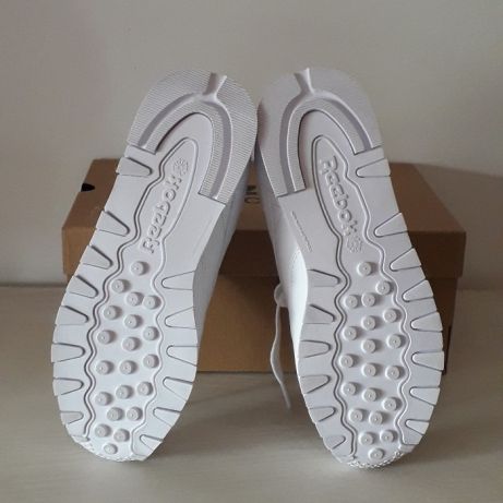 Ténis da Reebok Originais NOVOS em pele brancos - número 37