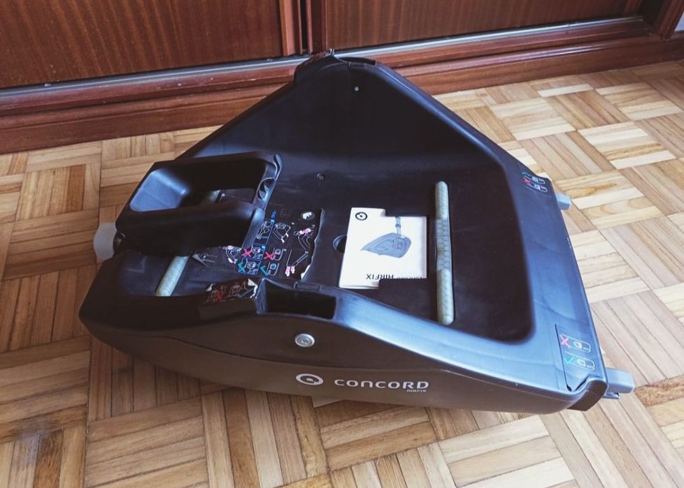 Carrinho de bebé completo + ISOFIX