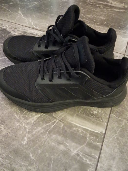 Buty Adidas R.43