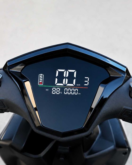 Mota Elétrica Bateria Lítio Removível Até 120 Kms Autonomia – 60V 40A