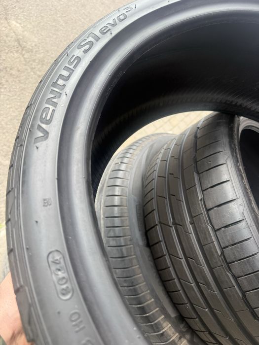 Шини літні 235/35/19 Hankook S1 EVO3 K127 235/35r19 пара