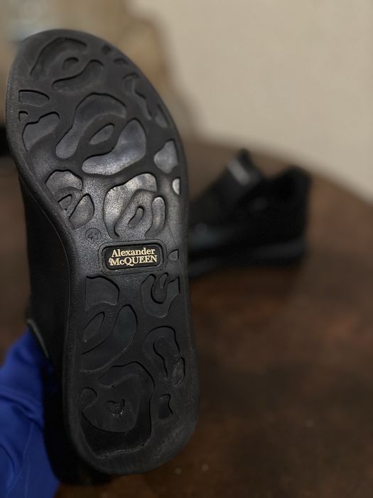 Продам кросовки Alexander McQueen