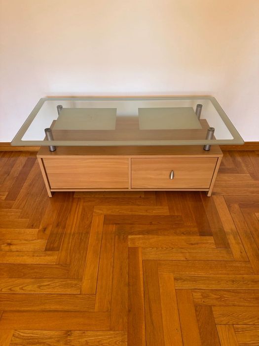 Mesa de centro muito elegante