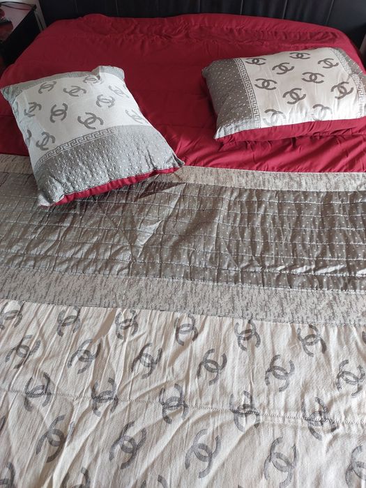 edredom casal +2 almofadas novo