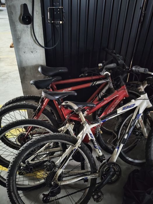 4 bicicletas em estado razoável