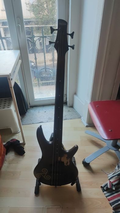 baixo fretless Ibanez GIO