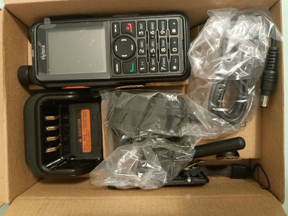 Радіостанція Hytera 785