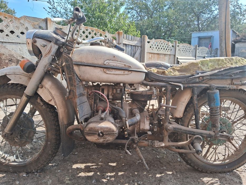 Продам мотоцикл Урал с документами