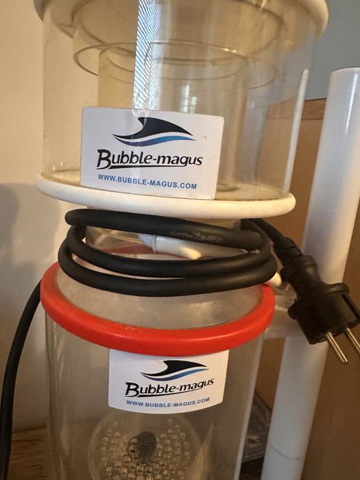 Odpieniacz białek Bubble Magus C6