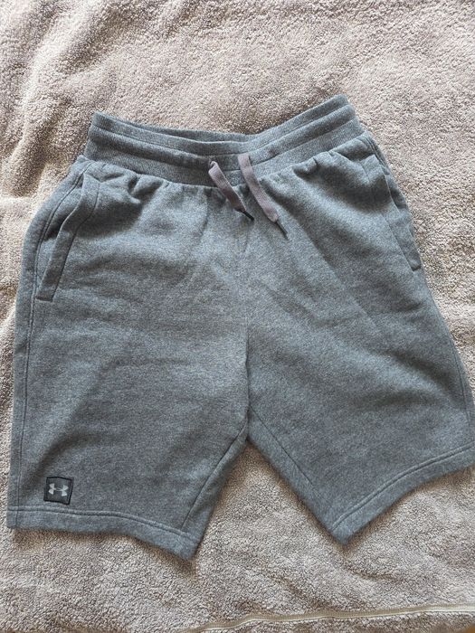 Under Armour stan super