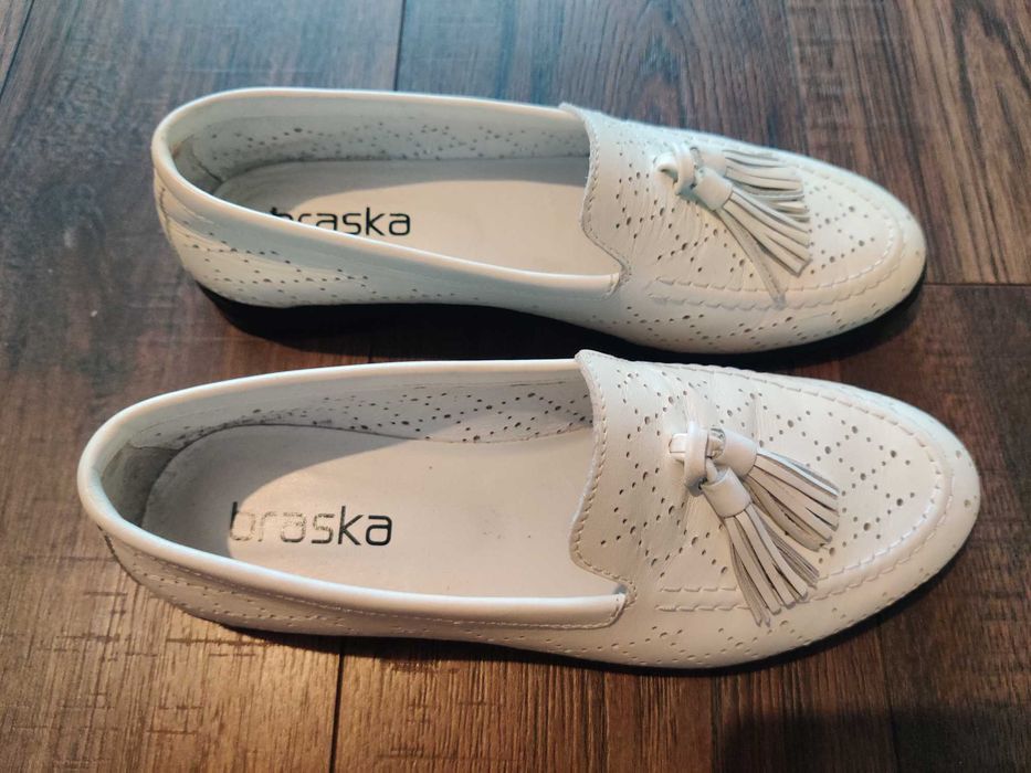 Туфли- лоферы Braska 36 размер