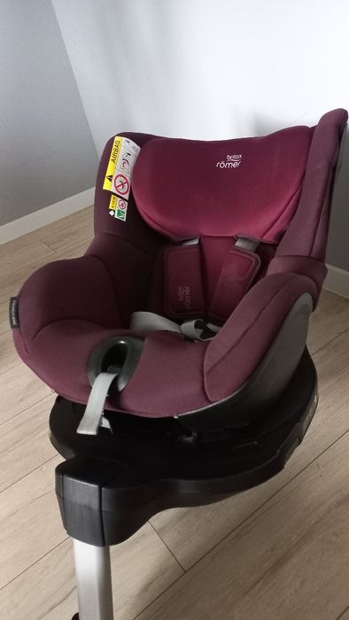 Fotelik Britax Romer Dualfix M size