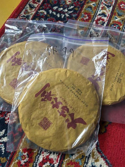 Чай шу пуер 2006року топ якість приємна ціна