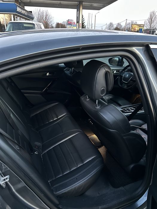 Продам автомобіль.