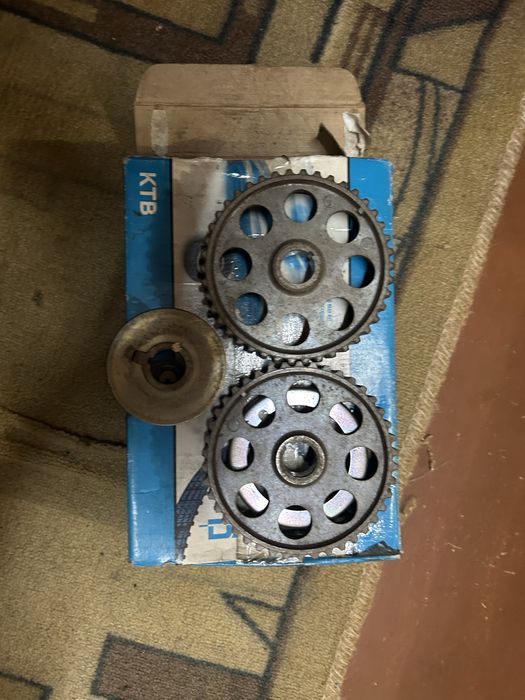 Шкивы распредвала+шкив коленвала ВАЗ 2170