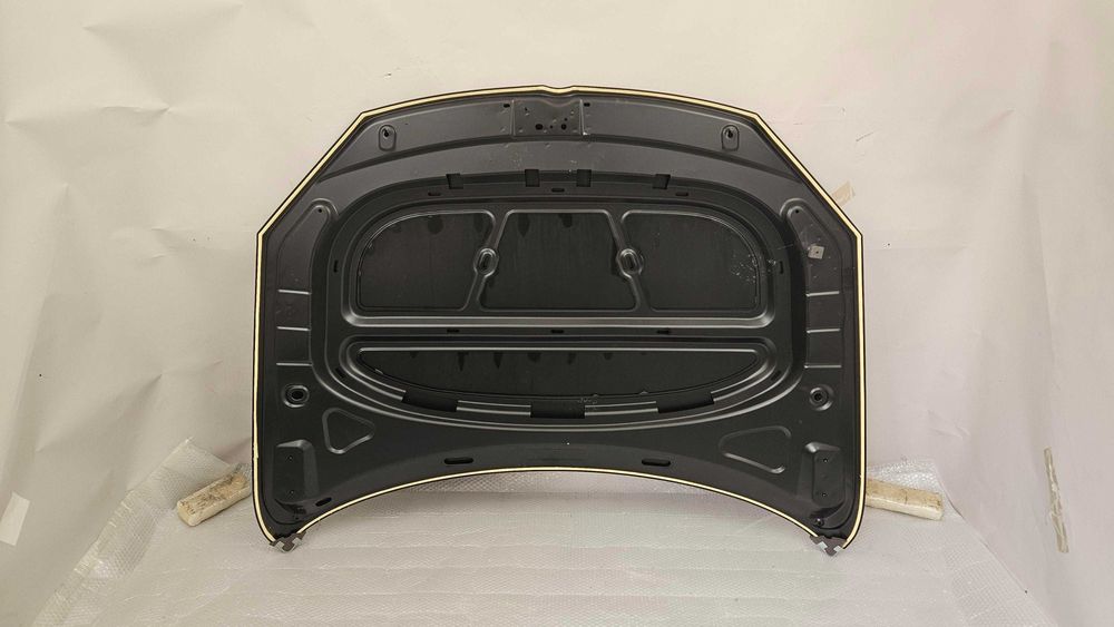 Nowa Maska VW Touareg 10-14r. Delikatnie Uszkodzona