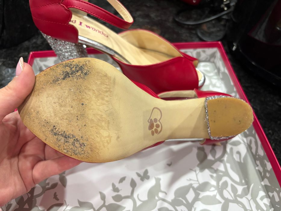 Sapatos apenas usados 1 vez