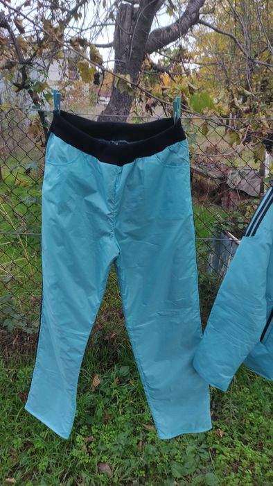 Продаю   костюм   весна-осень