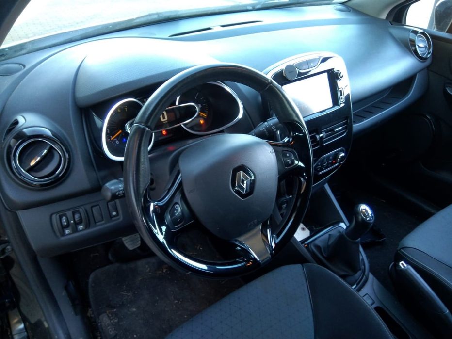 RENAULT CLIO IV - 2012 - Para Peças