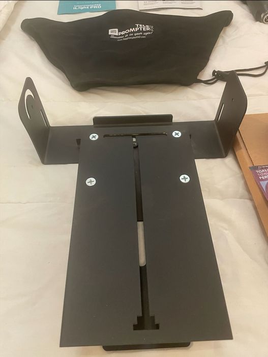 Super Kit com Ring Light, Teleprompt e microfone. Tudo novo!