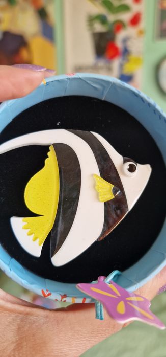 Broszka erstwilder ryba skalar bannerfish akrylowa