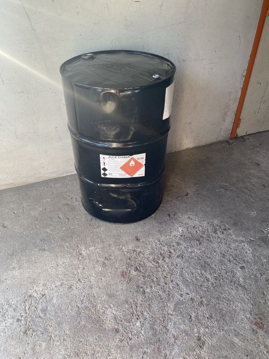 Bidão de chapa de 200 litros