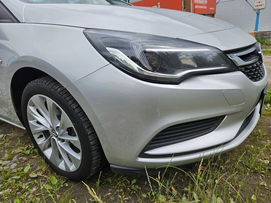 Opel Astra K 2018 рік